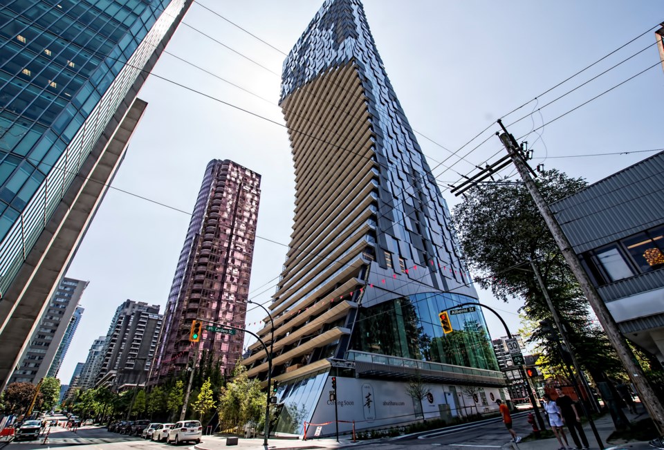 Vancouver’s luxury housing market stalls as listings rise, buyers hold back